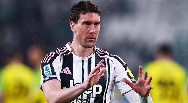 Dusan Vlahovic Resmen Beşiktaş'ta: 26 Yaşındaki Forvetle 3 Yıllık Anlaşma