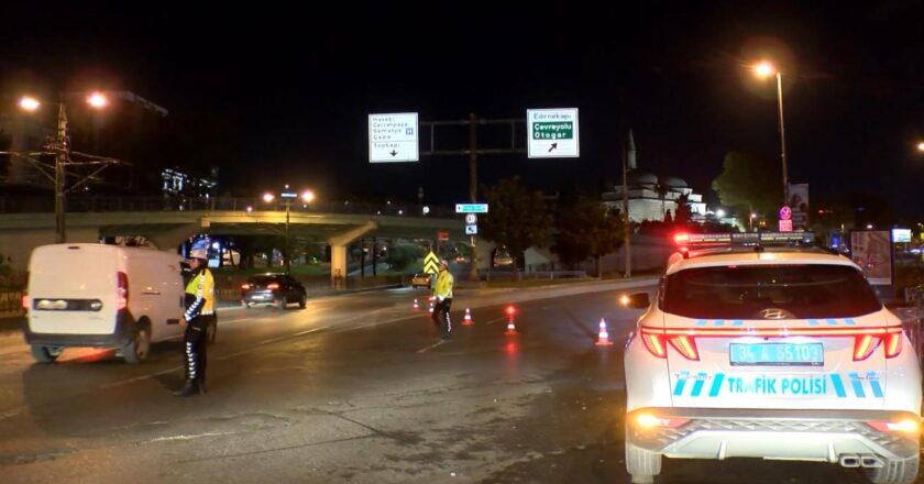 İstanbul’da bazı caddeler trafiğe kapatıldı