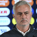 Fenerbahçe'de Ayrılık Krizi … Mourinho takımı görmek istemiyor! 'Şimdi bir kulüp bul'
