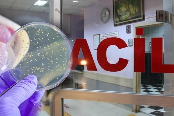 Aynı aileden 4 kişi hastaneye kaldırıldı! Uzmanlar “gıda zehirlenmesi” ni uyardı: “Ölümcül Olabilir”
