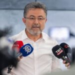 Buca ve Ödemiş'teki yangınlar kontrol edildi