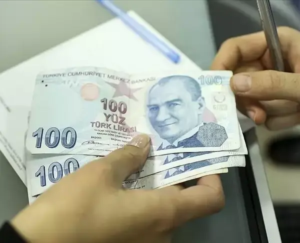 SÜPRİZ BELİRGİNLEŞTİ! KADEMELİ EMEKLİLİK YASASI NE ZAMAN AÇIKLANACAK?|2025 KADEMELİ EMEKLİLİK TABLOSU BELLİ OLDU MU? ERKENLEŞTİRİLMİŞ EMEKLİLİK İÇİN SİGORTA GÜN ŞARTI KAÇ GÜN OLACAK?|1999 SONRASI SİGORTALILAR DİKKAT: KADEMELİ EMEKLİLİK HAKKI İÇİN YAŞ VE PRİM ŞARTLARI DEĞİŞTİ Mİ?}