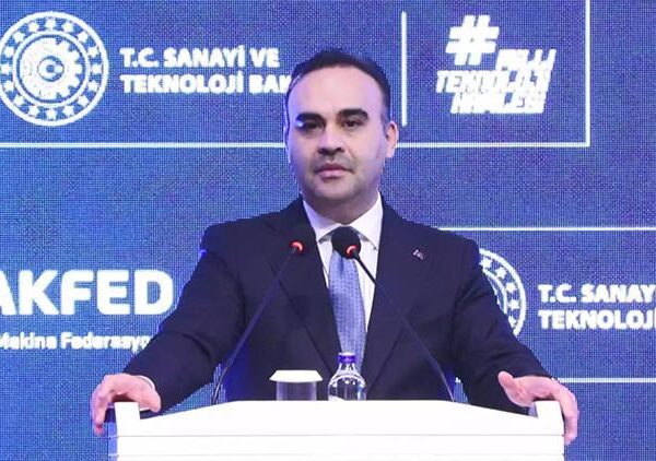 Bakan Kacır: 500 bini aşkın vatandaşa istihdam sağladık