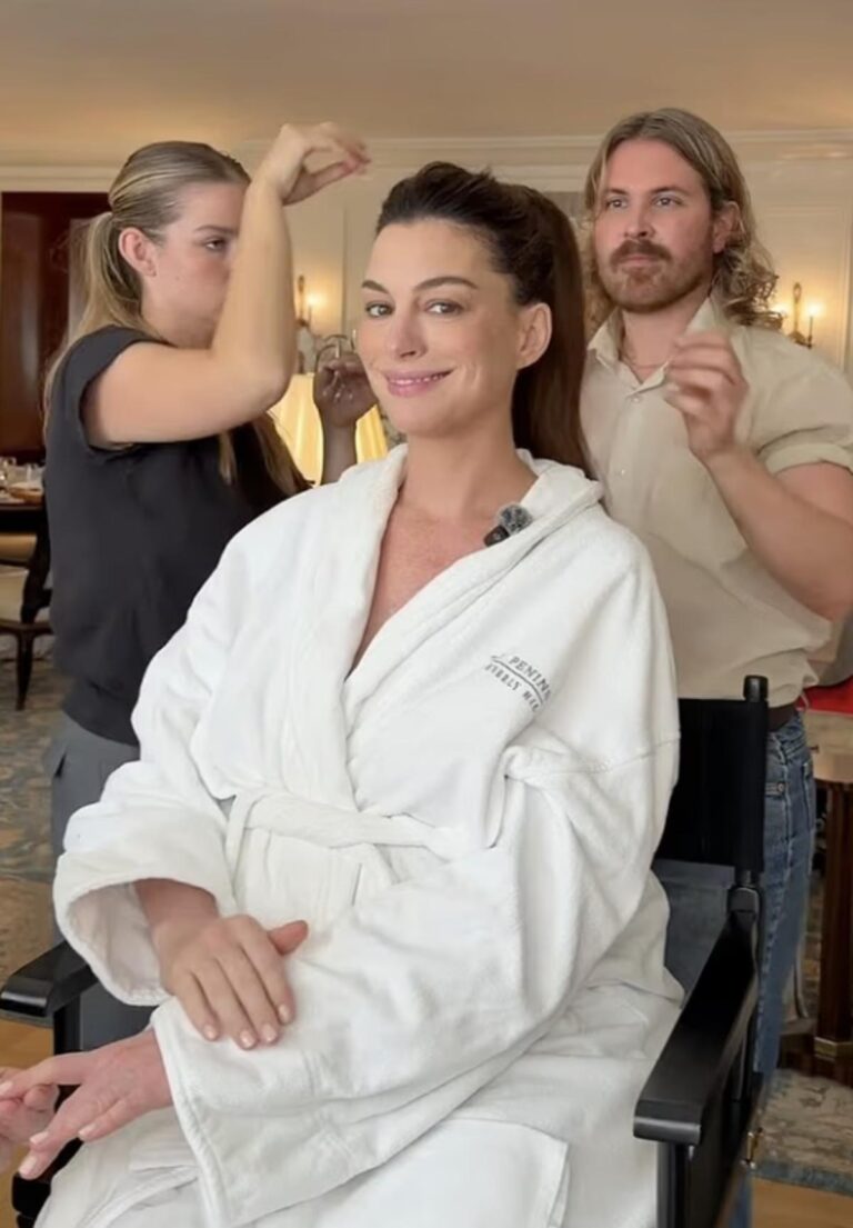 Anne Hathaway’den “sahte hamilelik” iddialarına yanıt!