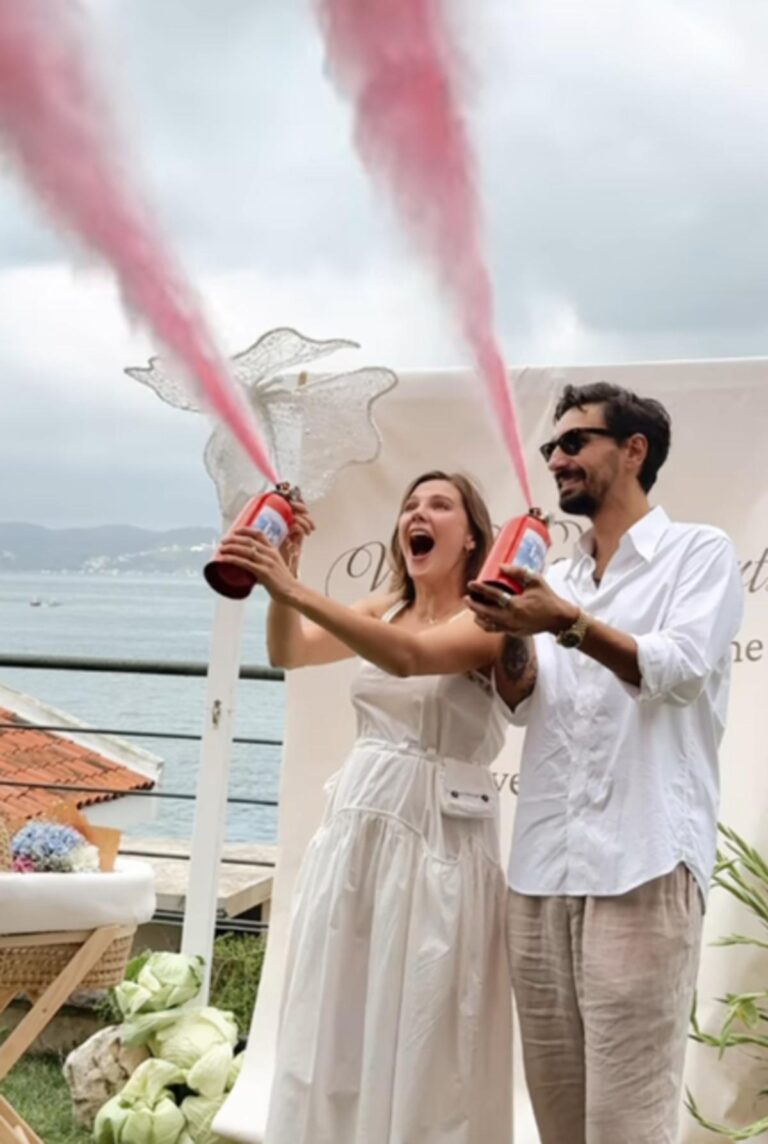 Alina Boz ve Umut Evirgen’in bebek heyecanı!